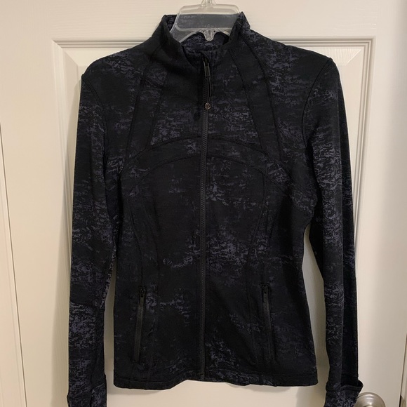 Define Jacket sz8 in Untamed Jacquard Spray Dye - Picture 6 of 9